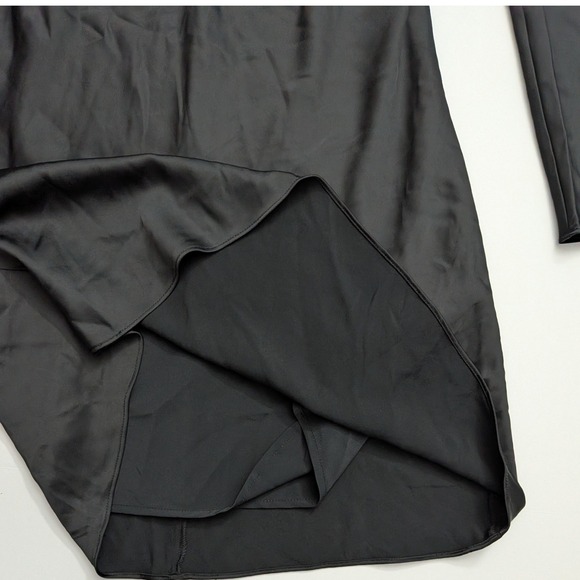 Abercrombie & Fitch Black Off-the-Shoulder Satin Mini Dress Long Sleeve Sz M NWT - Picture 7 of 9